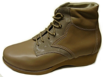 Orthopdischer Maschuh; Damenstiefel